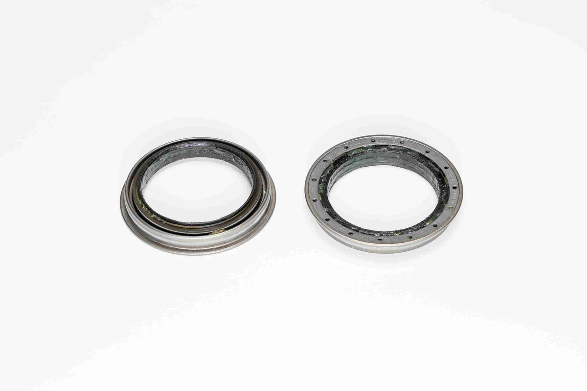 6R140: Seal, Front w/Flange (2011-Up)